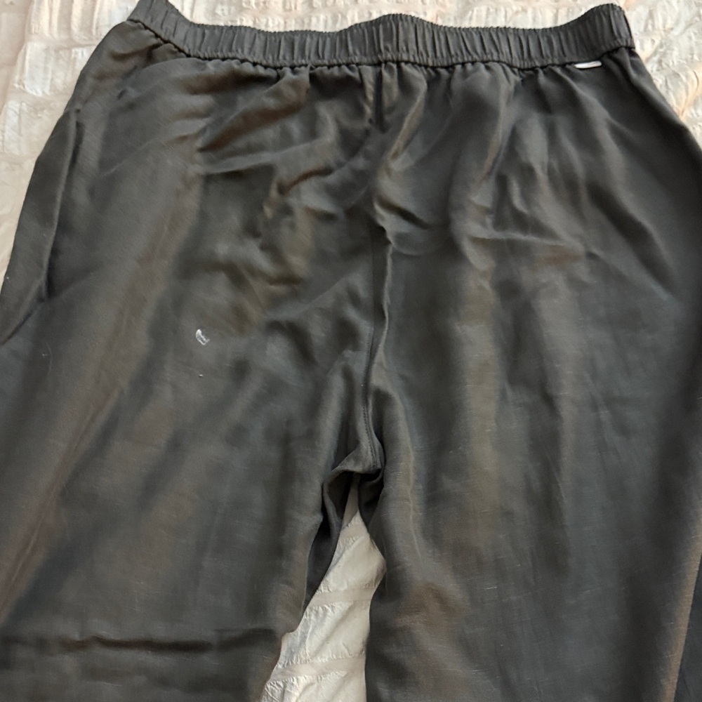 ** Vuori ** women’s villa linen, trouser joggers - Medium - Picture 9 of 10